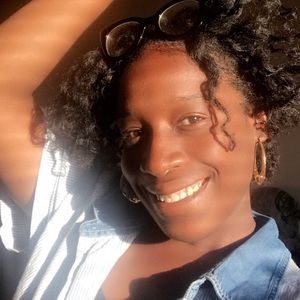 Meet your Posher, Marilyne